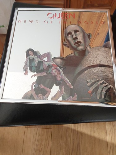 Queen news the world 1977 - news, of